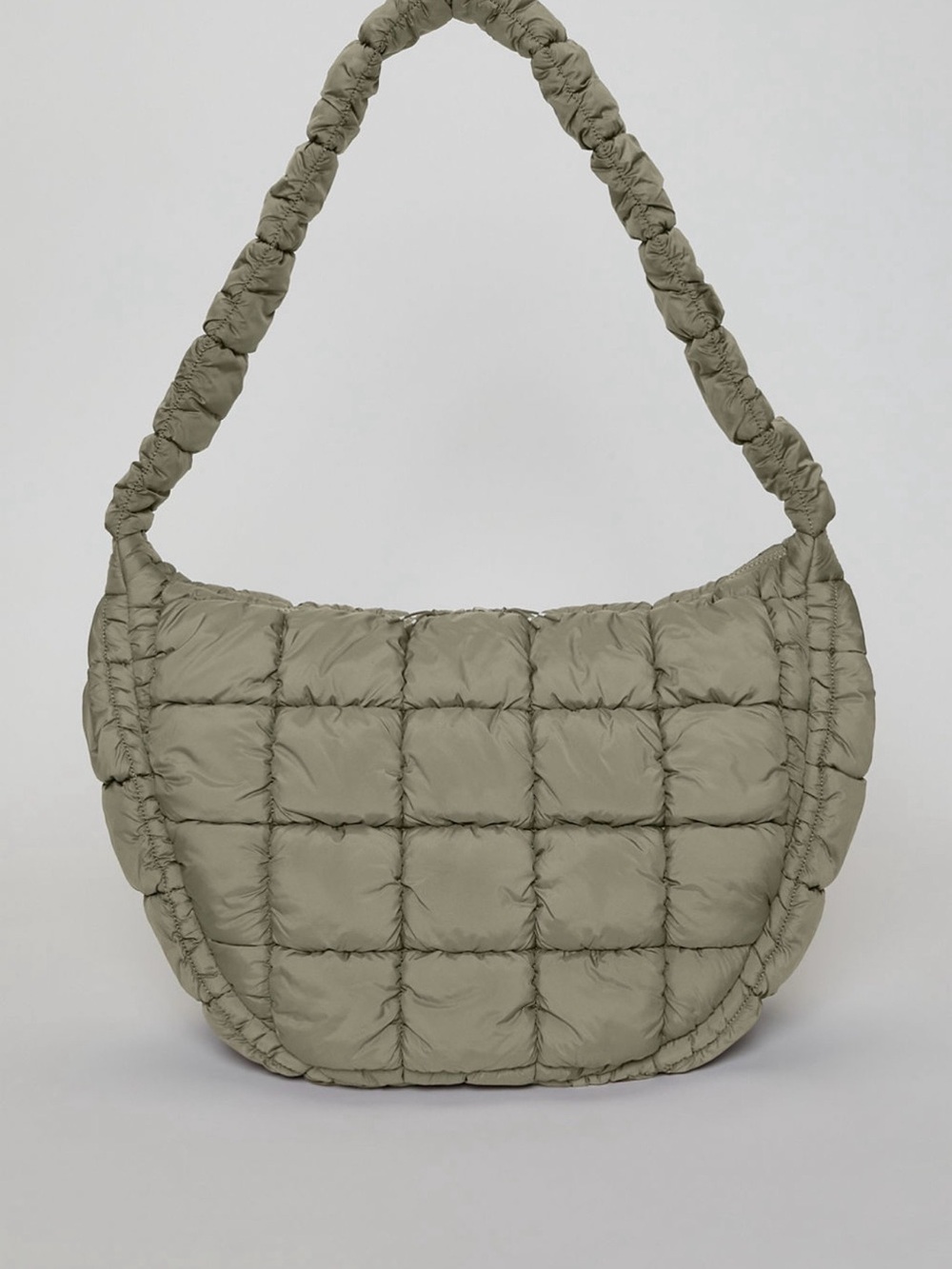 The Hold It All Puff Bag - Picture 2 of 6